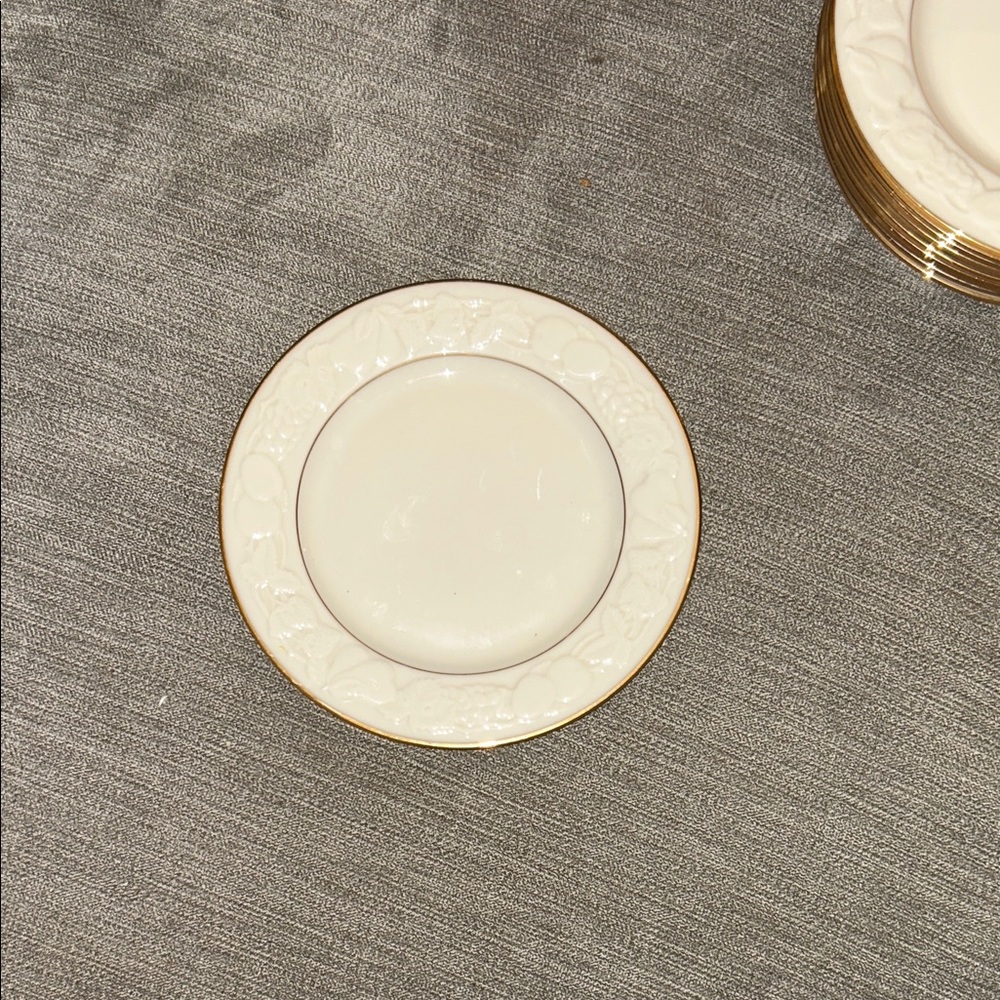 Elegant Cream Bread Plate with Gold Trim Lenox Fruits of Life (12 available)